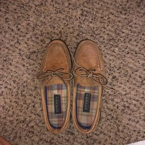 Sperry women’s boat shoes